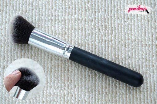 review-magique-contour-brush