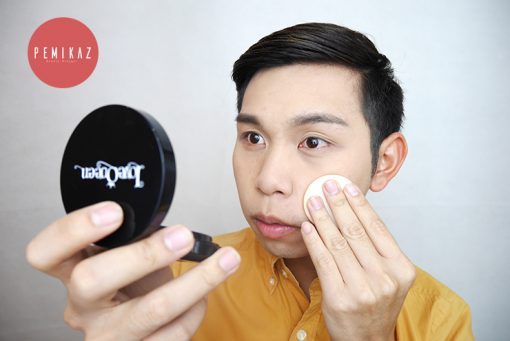 Smooth-velvet-compact-powder-3